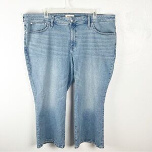 MADEWELL Light Wash High Five Pockets Rise Kick Out Mid-Rise Jeans, Size 24W